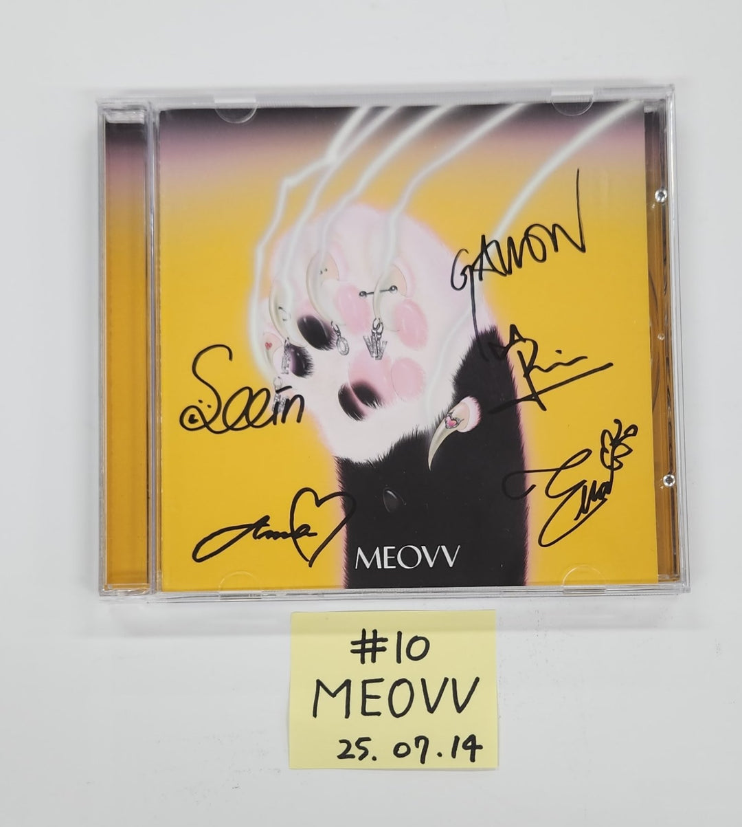 Aespa "Dirty Work", TWICE "THIS IS FOR", MEOVV "MEOVV" &amp; "TOXIC", Izna "BEEP" - Hand Autograhped(Signed) Promo Album [25.7.14]