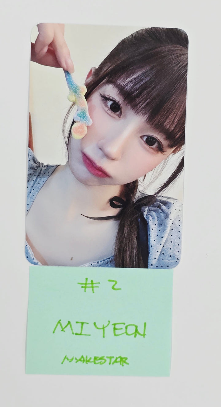 I-DLE "We are" - Makestar Fansign Event Photocard Round 3 [25.7.24]