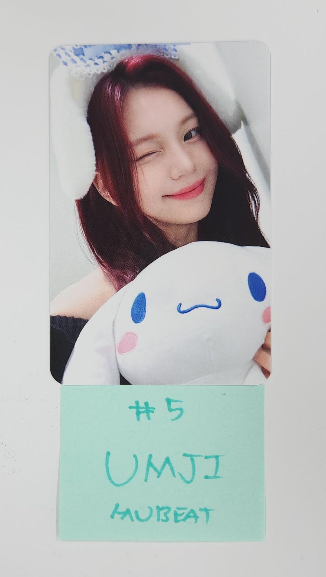VIVIZ "A Montage of ( )" - MUBEAT Fansign Event Photocard [25.7.28]