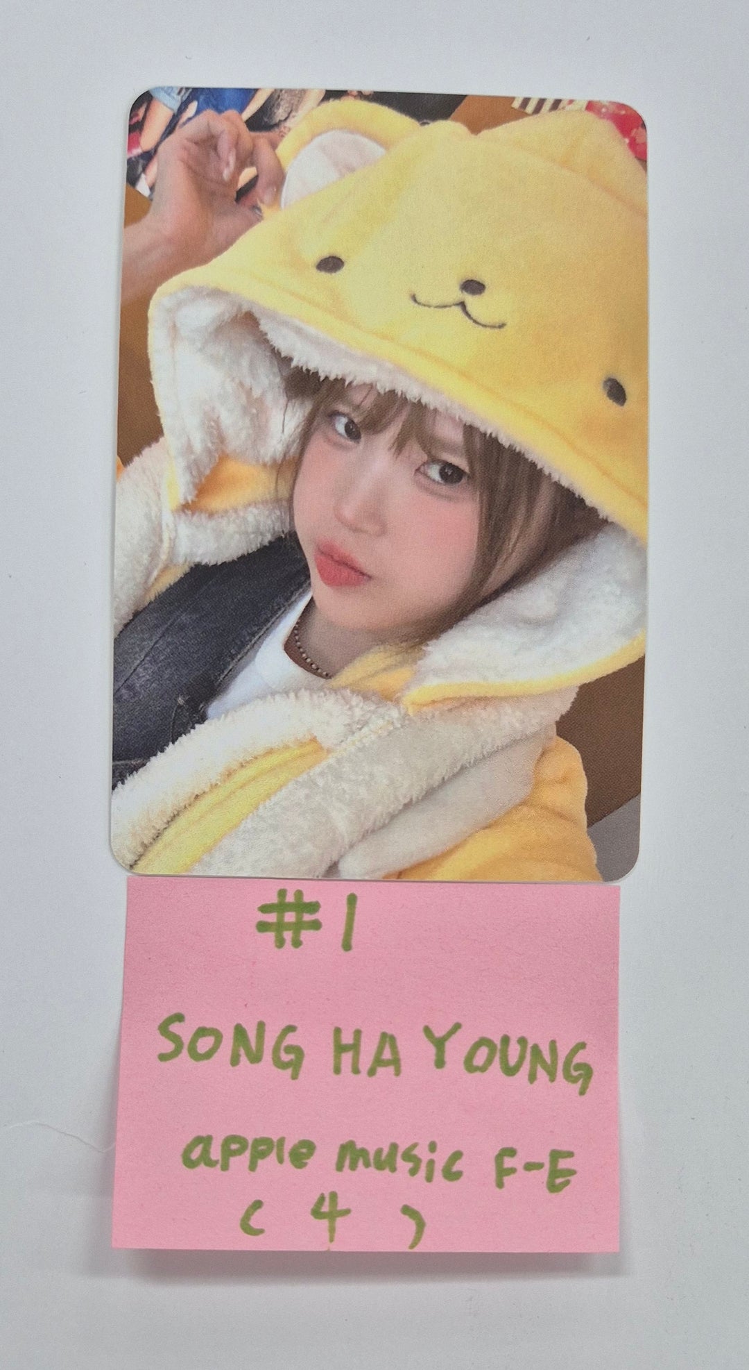Fromis_9 "From Our 20’s" - Apple Music Fansign Event Photocard [25.7.29]
