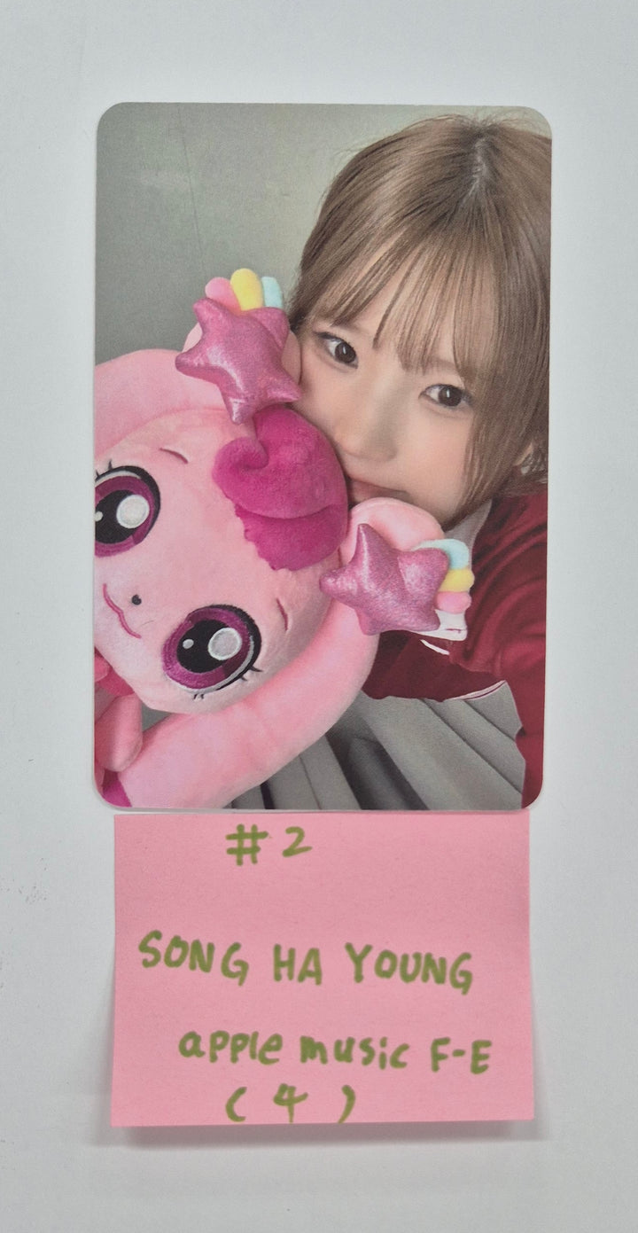 Fromis_9 "From Our 20’s" - Apple Music Fansign Event Photocard [25.7.29]