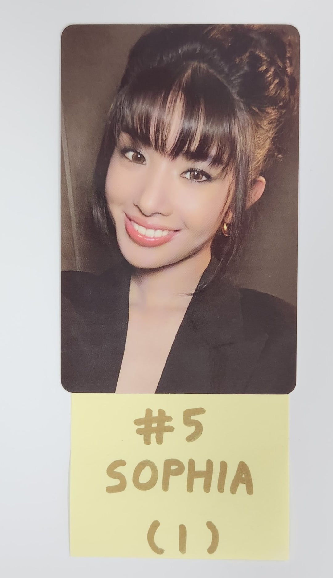 KATSEYE "BEAUTIFUL CHAOS" - Official Trading Photocard [25.8.7]
