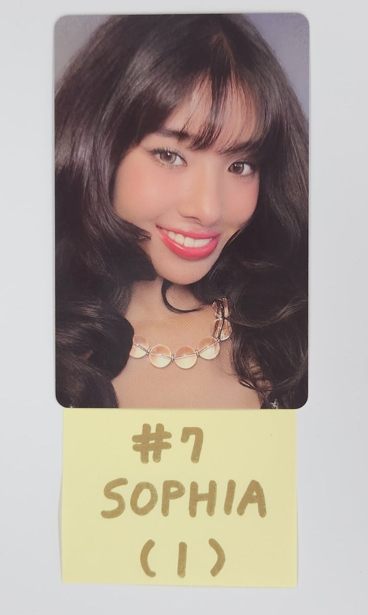 KATSEYE "BEAUTIFUL CHAOS" - Official Trading Photocard [25.8.7]