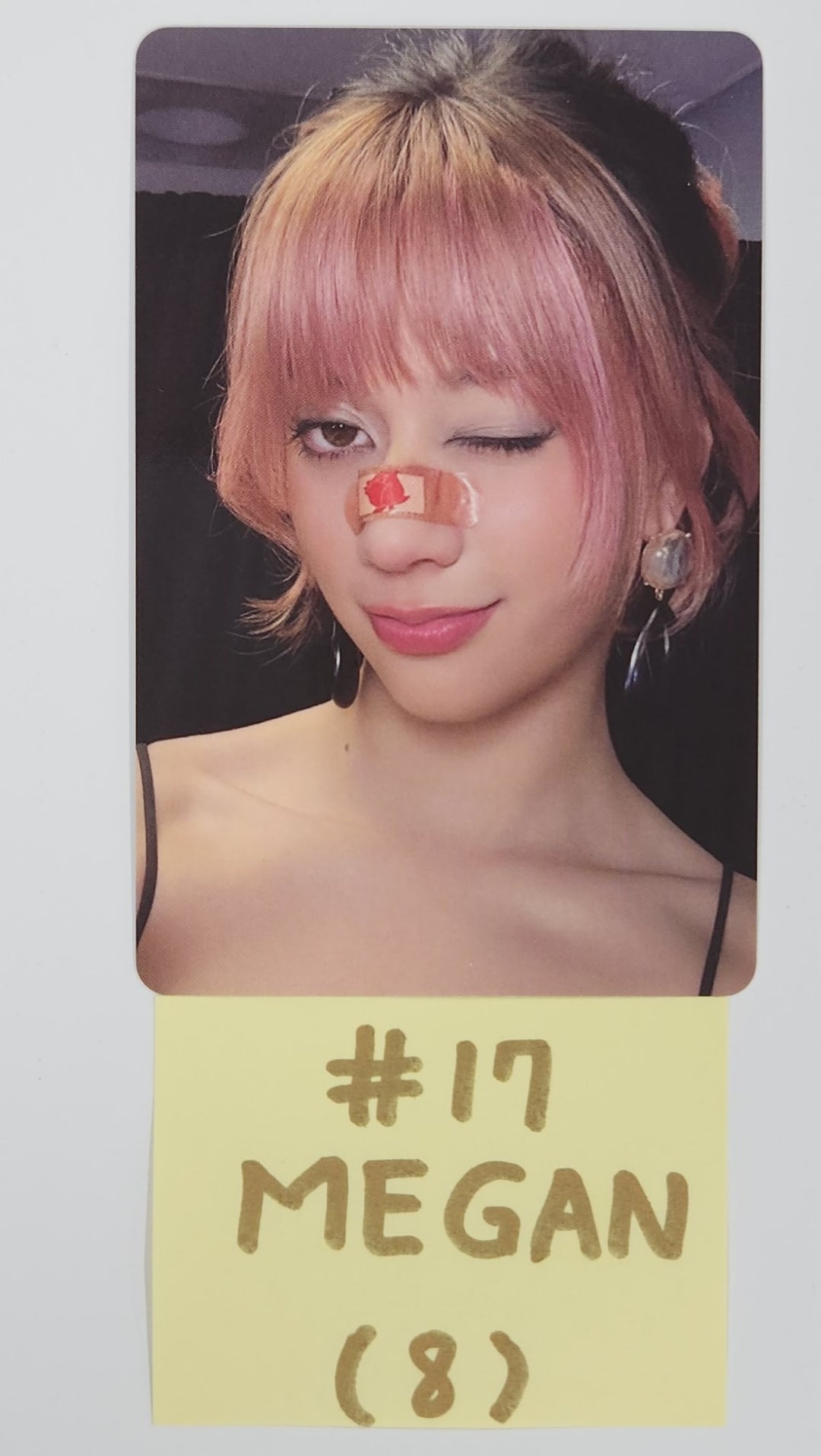 KATSEYE "BEAUTIFUL CHAOS" - Official Trading Photocard [25.8.7]