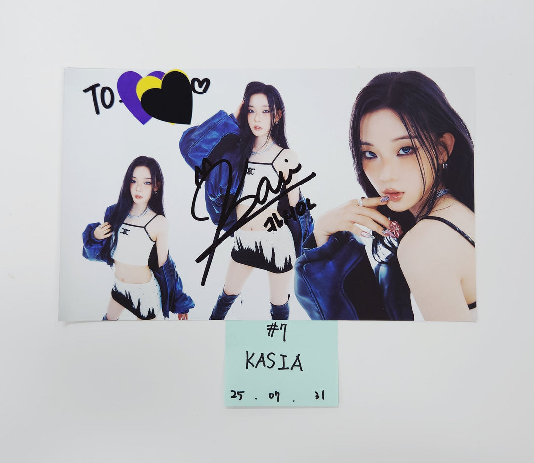 IFEYE "ERLU BLUE" - A Cut Page From Fansign Event Album [25.7.31]