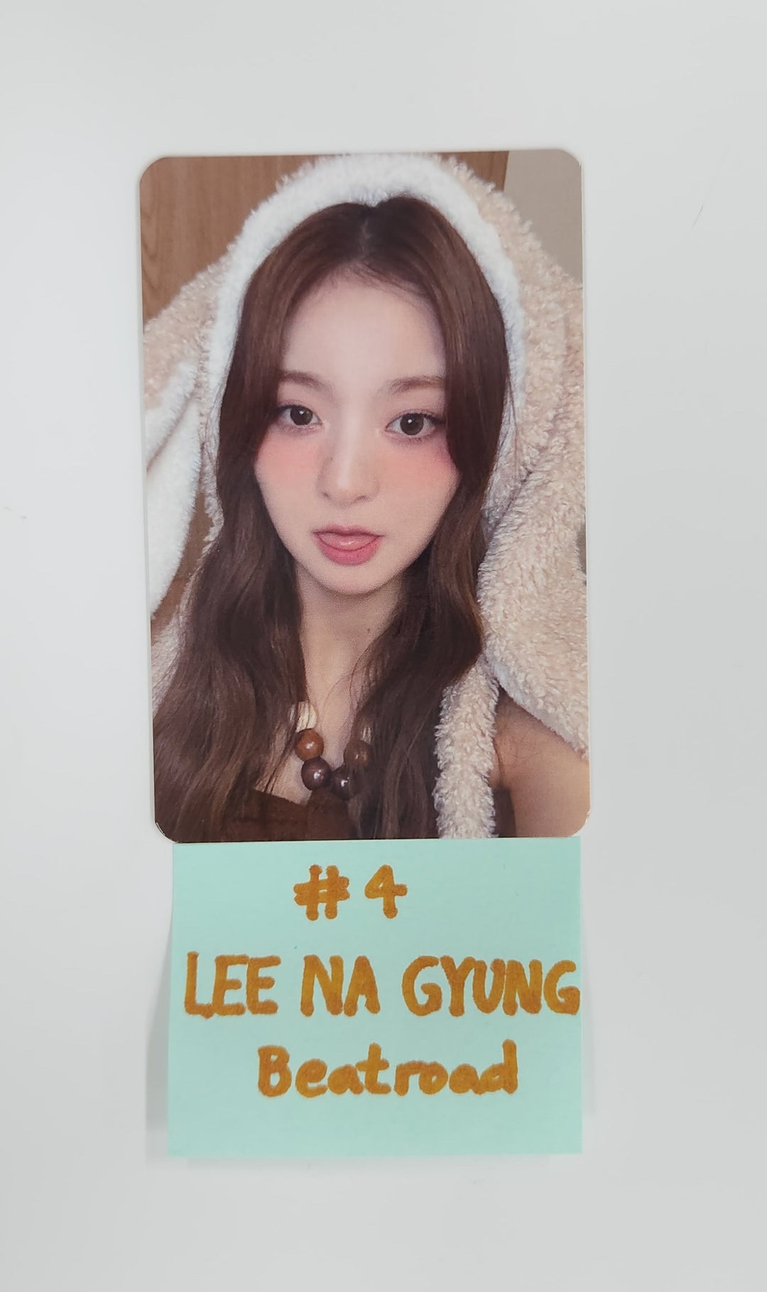 Fromis_9 "From Our 20’s" - Beatroad Fansign Event Photocard R2 [25.8.4]