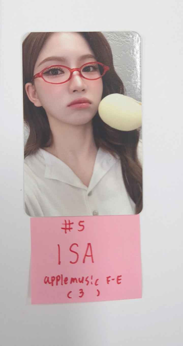 STAYC "I WANT IT" - Apple Music Fansign Event Photocard [25.8.8]