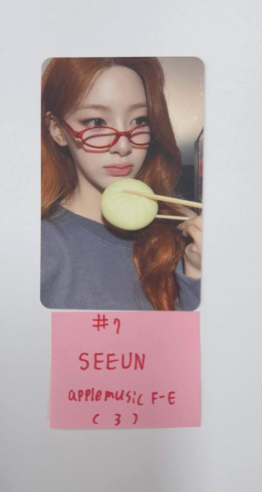 STAYC "I WANT IT" - Apple Music Fansign Event Photocard [25.8.8]