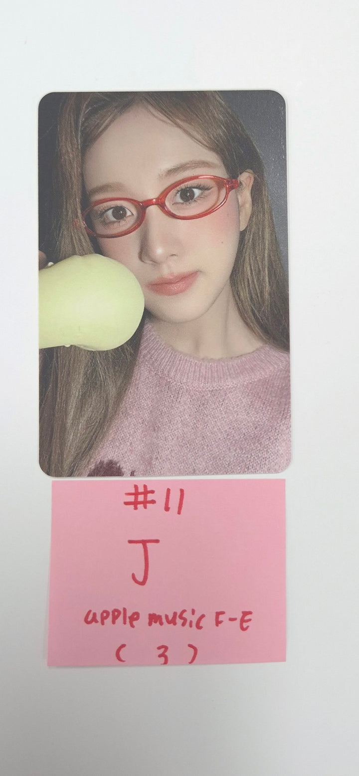 STAYC "I WANT IT" - Apple Music Fansign Event Photocard [25.8.8]