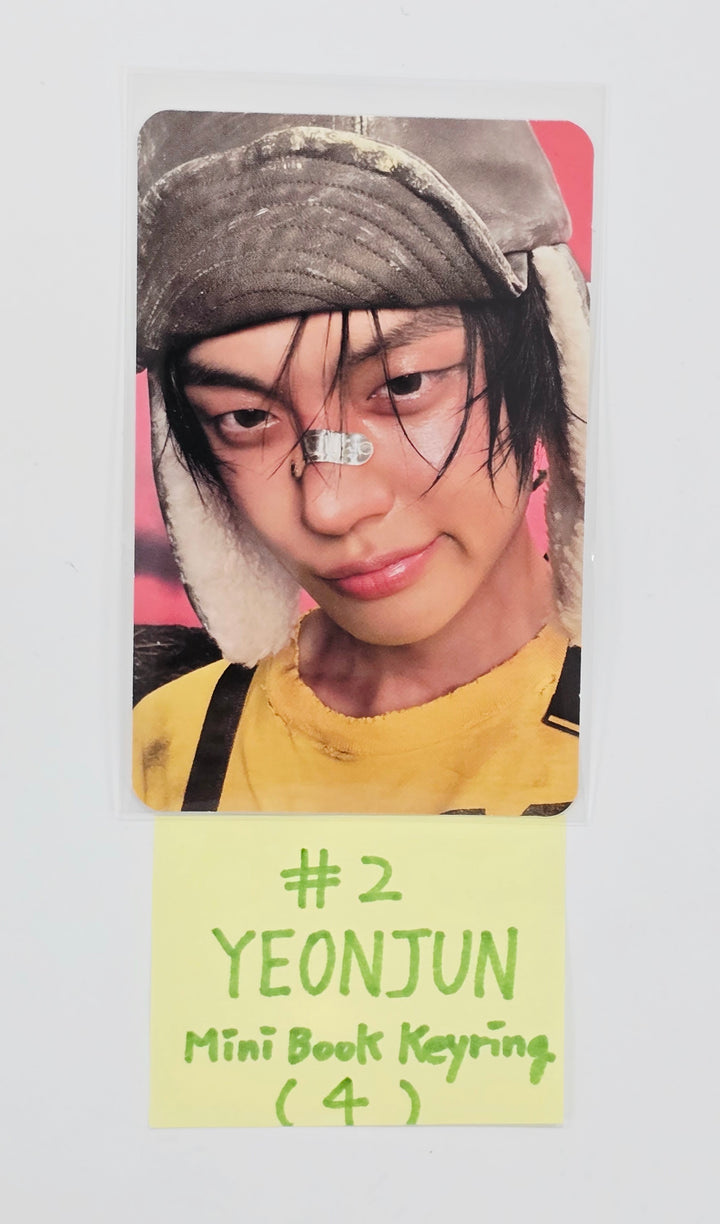 TXT "TOGETHER" - Official Photocard (mini book keyring ver.) [25.8.11]