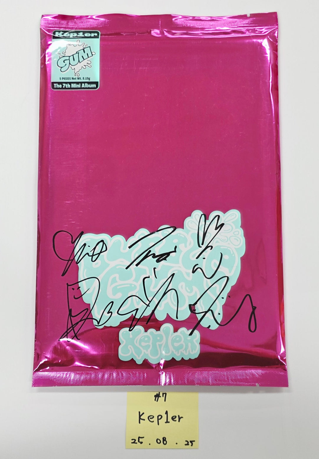 JEON SOMI "Chaotic &amp; Confused", Kep1er "BUBBLE GUM", Moonbyul "laundri"- Hand Autograhped(Signed) Promo Album [25.8.25]