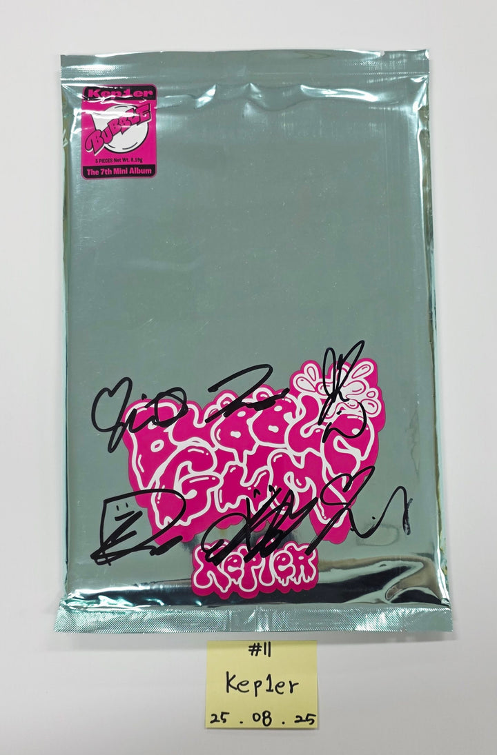 JEON SOMI "Chaotic &amp; Confused", Kep1er "BUBBLE GUM", Moonbyul "laundri"- Hand Autograhped(Signed) Promo Album [25.8.25]