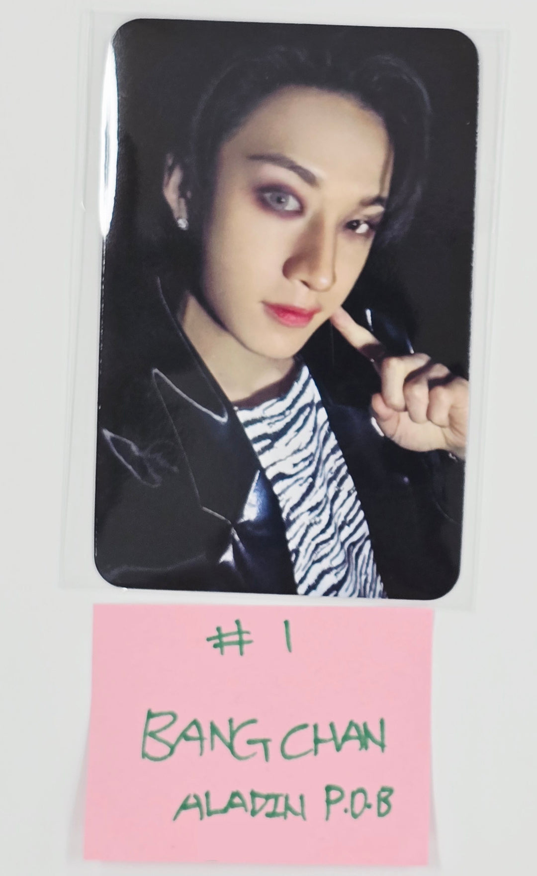 Stray Kids "KARMA" - Aladin Pre-Order Benefit Photocard [Restocked 9/1] [25.8.25]