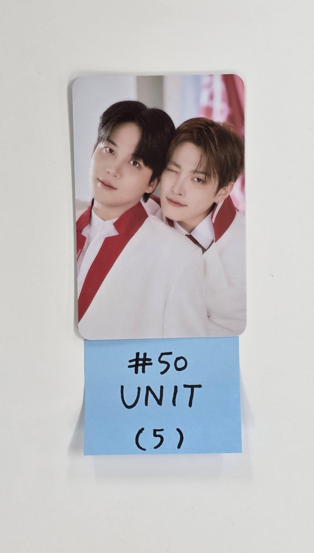 ATEEZ "ANITEEZ IN THE CALLING" - Ateez X Aniteez POP-UP STORE Trading  Photocard (2) [25.9.1]