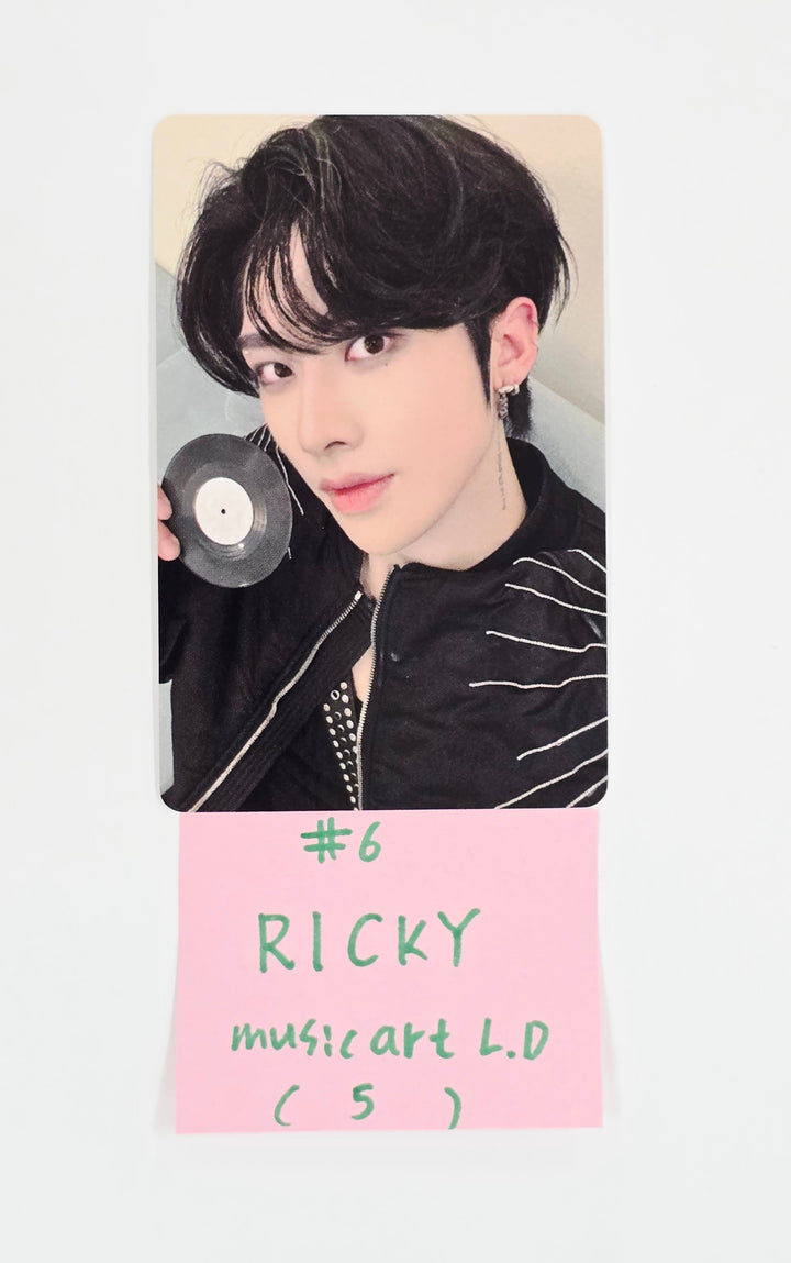 ZEROBASEONE THE 1ST FULL ALBUM "NEVER SAY NEVER" - Music Art Lucky Draw Event Photocard [25.9.2]