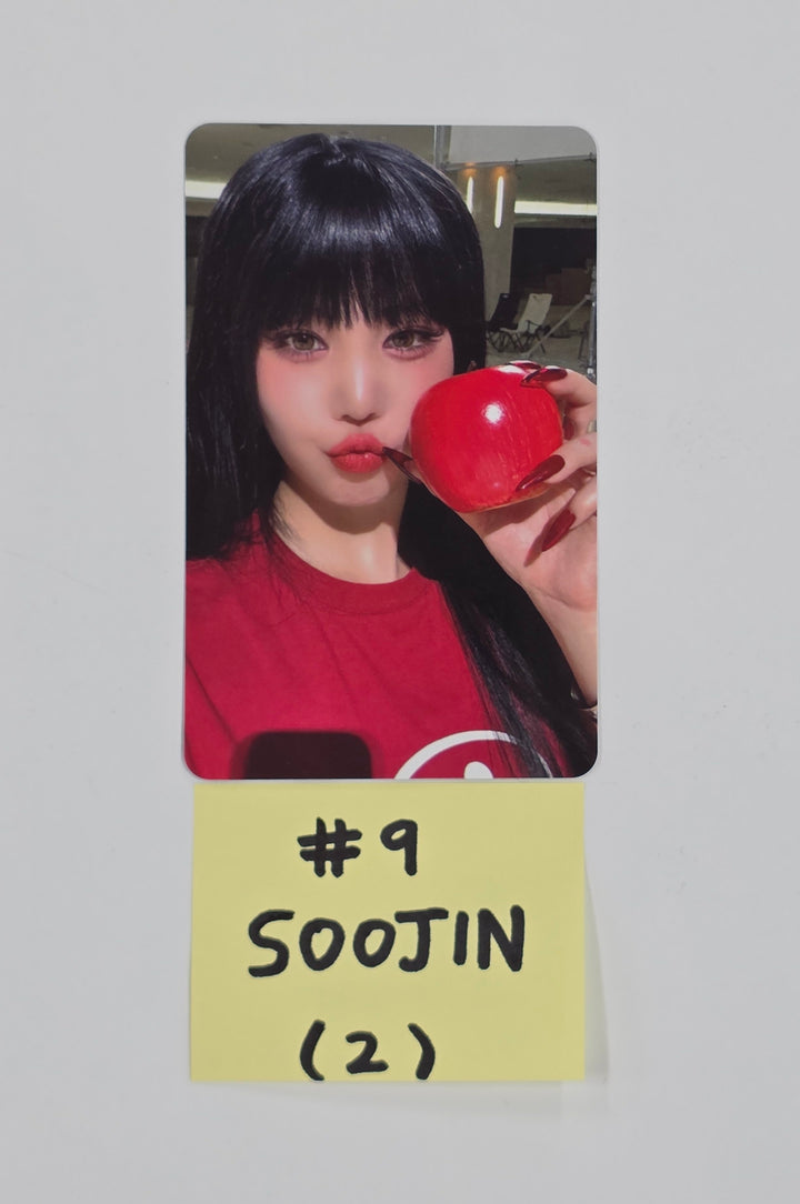 SOOJIN "BADITUDE " - Official Photocard (Restocked9/10) [25.9.5]