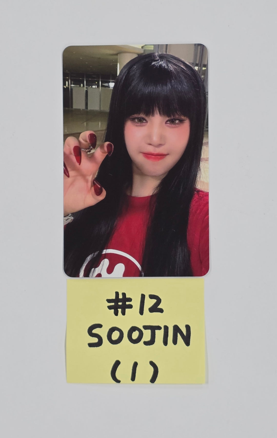 SOOJIN "BADITUDE " - Official Photocard (Restocked9/10) [25.9.5]