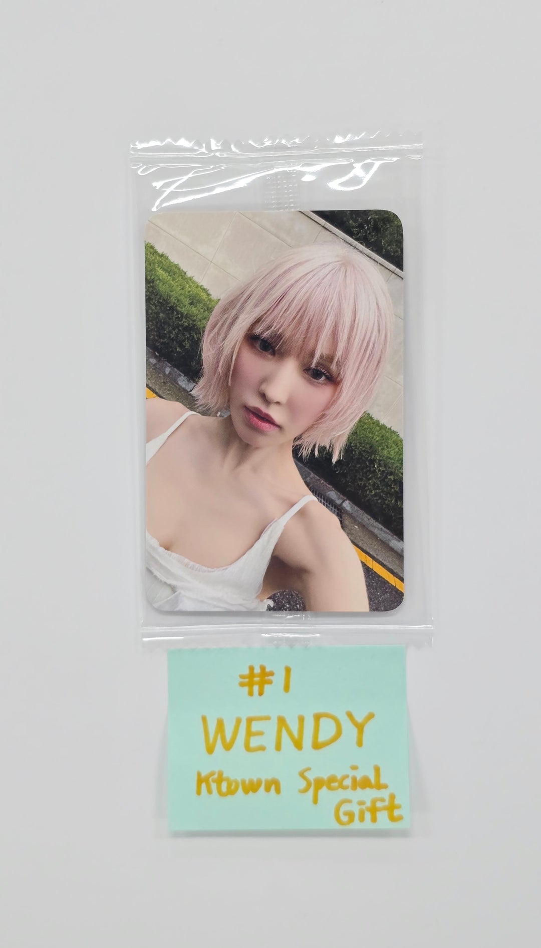 Wendy (Of Red Velvet) "Cerulean Verge" - Ktown4U Special Gift Photocard [25.9.15]