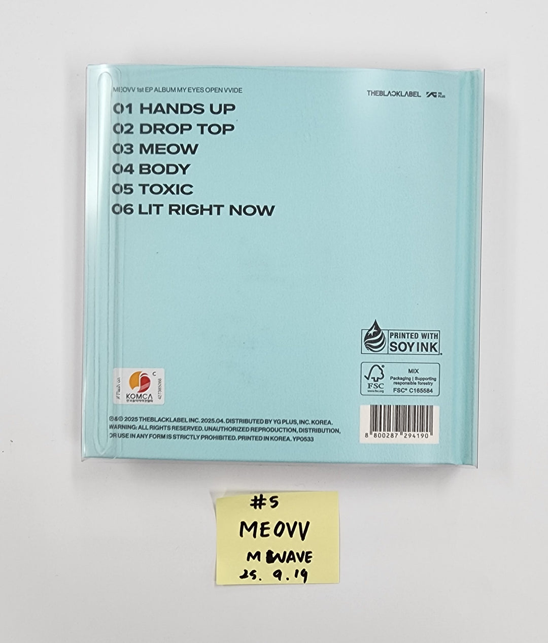 MEOVV 1st EP "MY EYES OPEN VVIDE’" - MWAVE Hand Authgraphed (Signed) Album  [25.9.19]