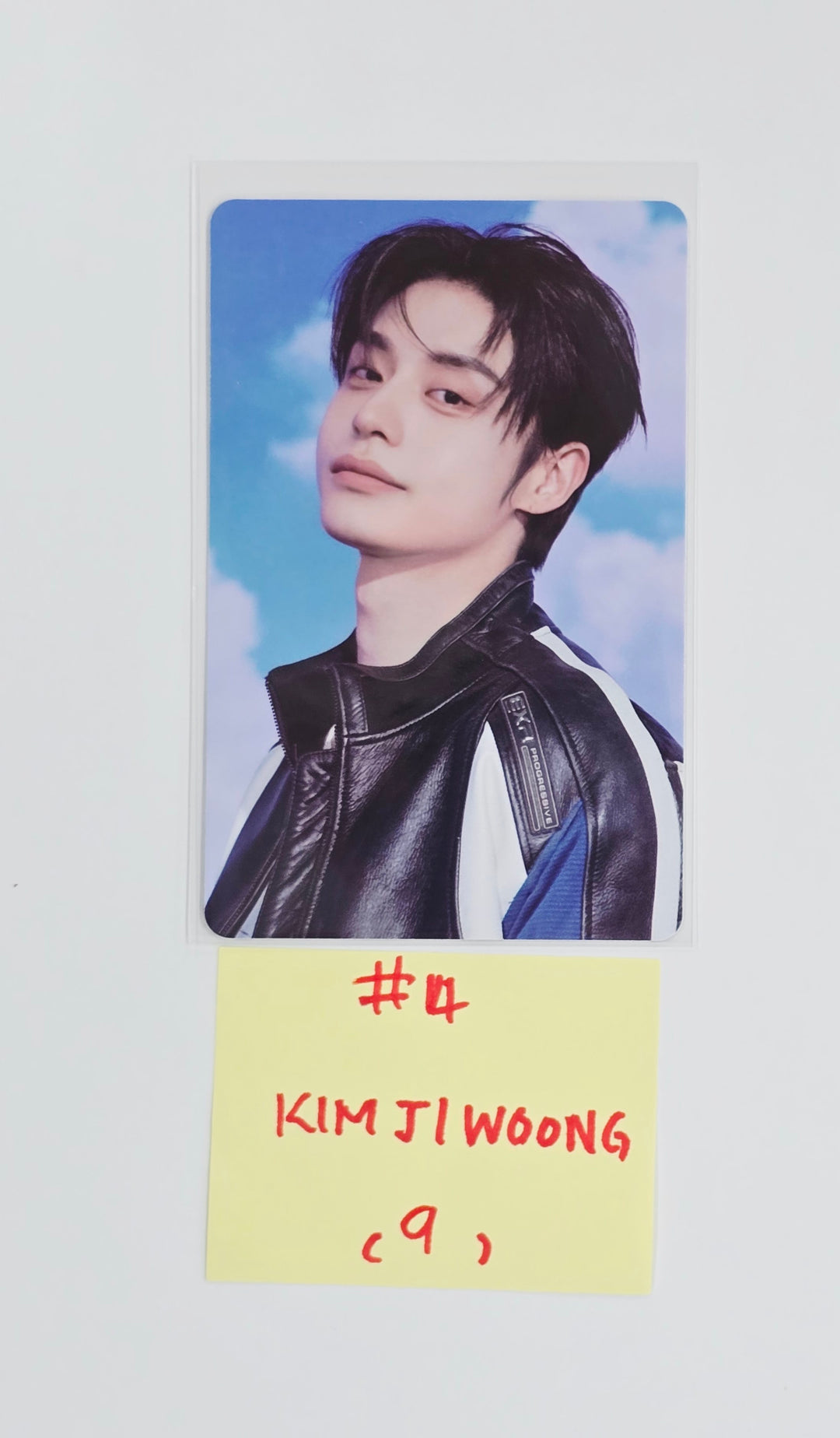 ZEROBASEONE(ZB1) - 2025 ZEROBASEONE World Tour "HERE &amp; NOW" in Seoul Trading Photocard ver.1 [25.10.10]