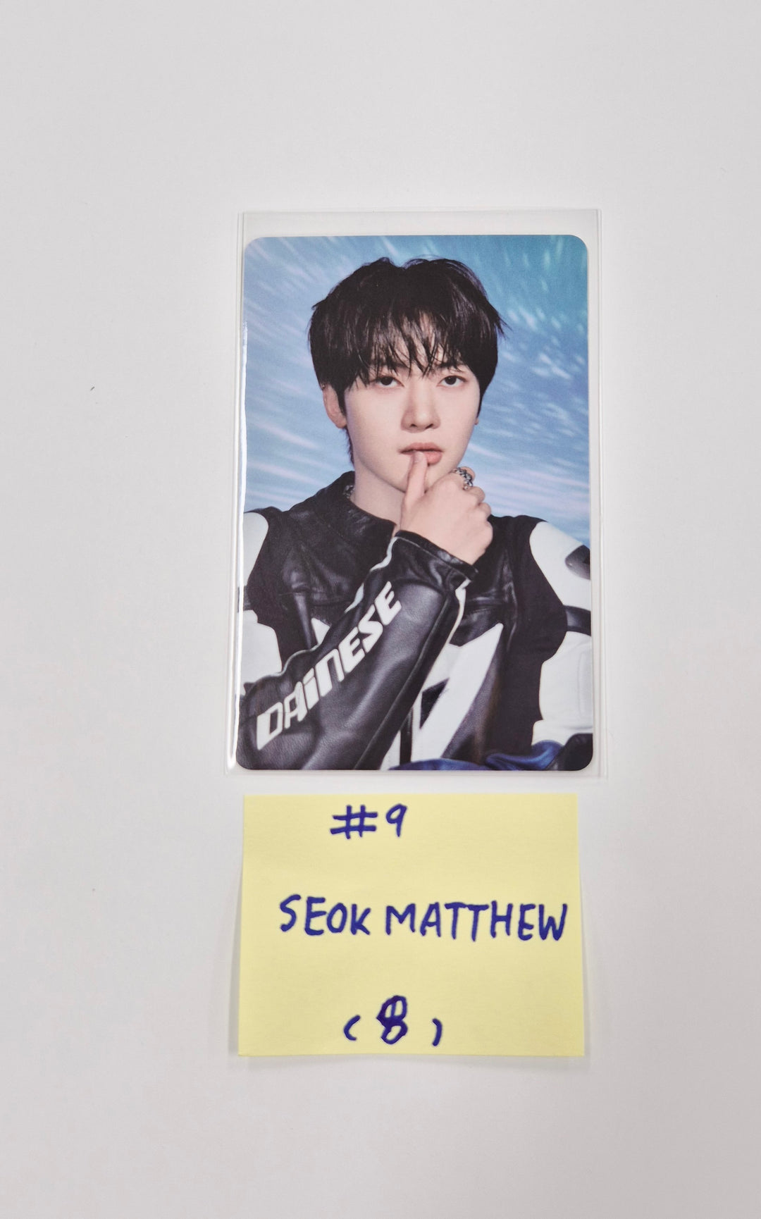 ZEROBASEONE(ZB1) - 2025 ZEROBASEONE World Tour "HERE &amp; NOW" in Seoul Trading Photocard ver.2 [25.10.10]