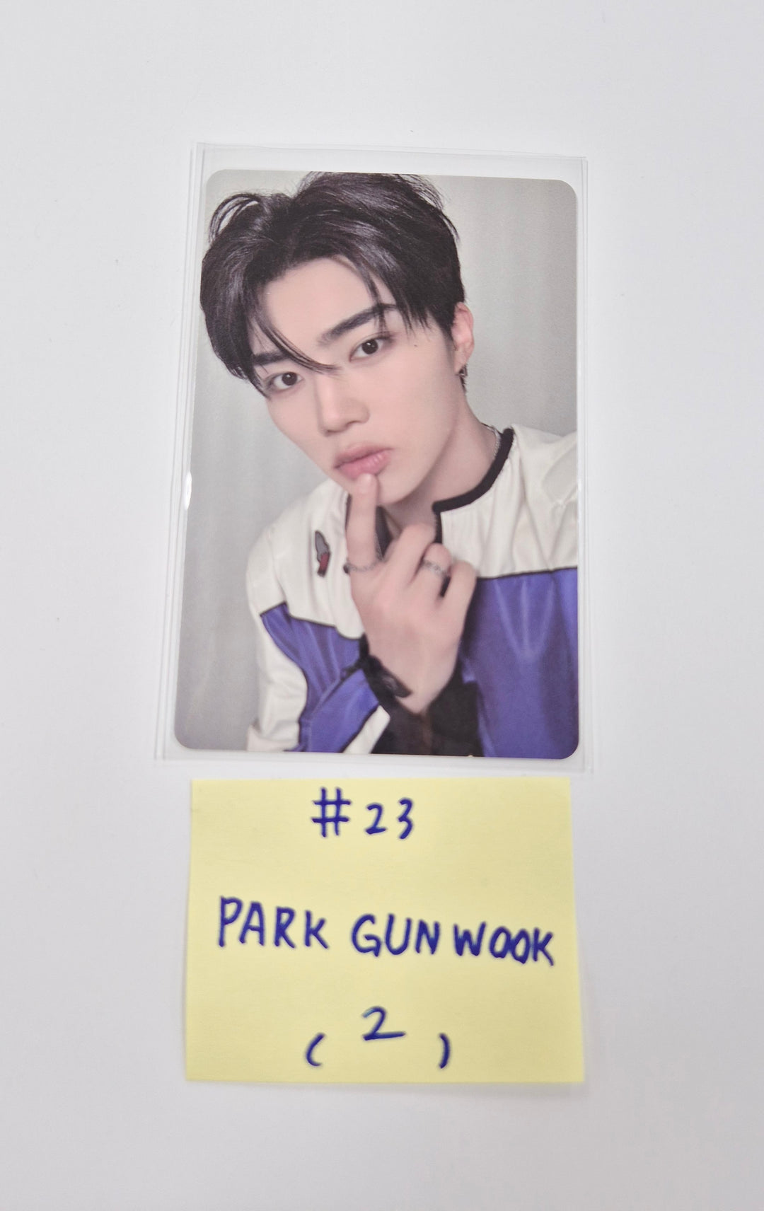 ZEROBASEONE(ZB1) - 2025 ZEROBASEONE World Tour "HERE &amp; NOW" in Seoul Trading Photocard ver.2 [25.10.10]