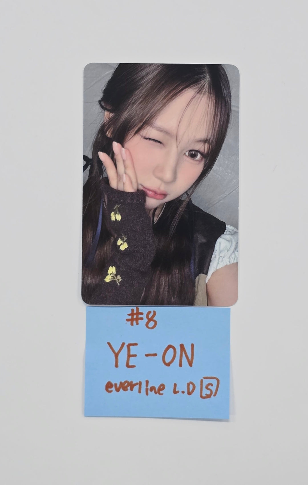 Hearts2Hearts "Focus" - Everline Lucky Draw Event Photocard (SMini Ver.) [25.11.04]