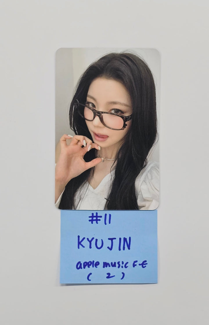 NMIXX "Blue Valentine" - Apple Music Fansign Event Photocard [25.11.04]