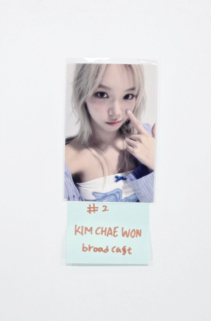 Le Sserafim "CRAZY" -  Broadcast Photocard [25.11.10]