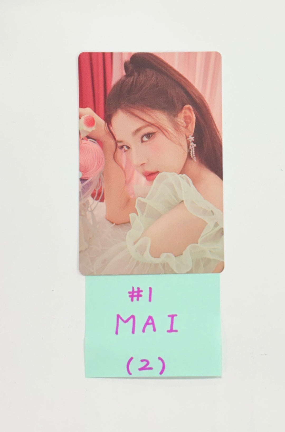 IZNA - 2025 izna 1st Fan-Con "Not Just Pretty" Trading Photocard [25.11.10]