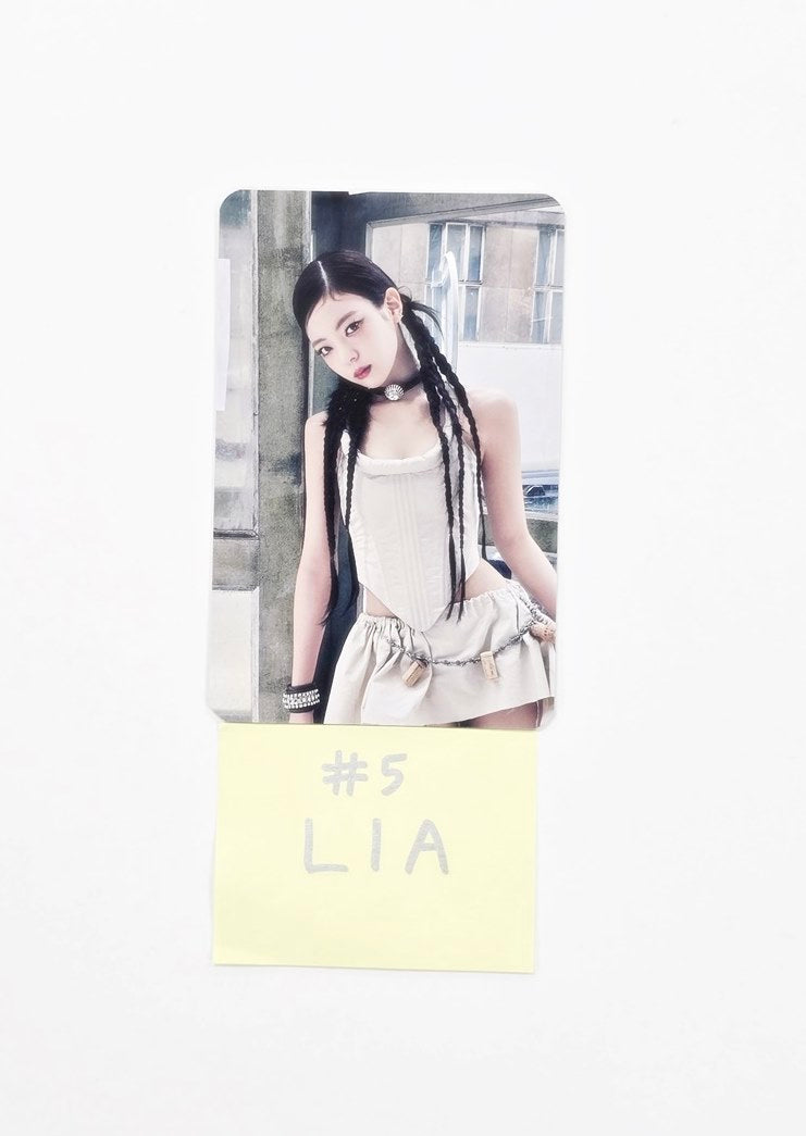 ITZY - "TUNNEL VISION" POP-UP Store Trading Photocard [25.11.11]