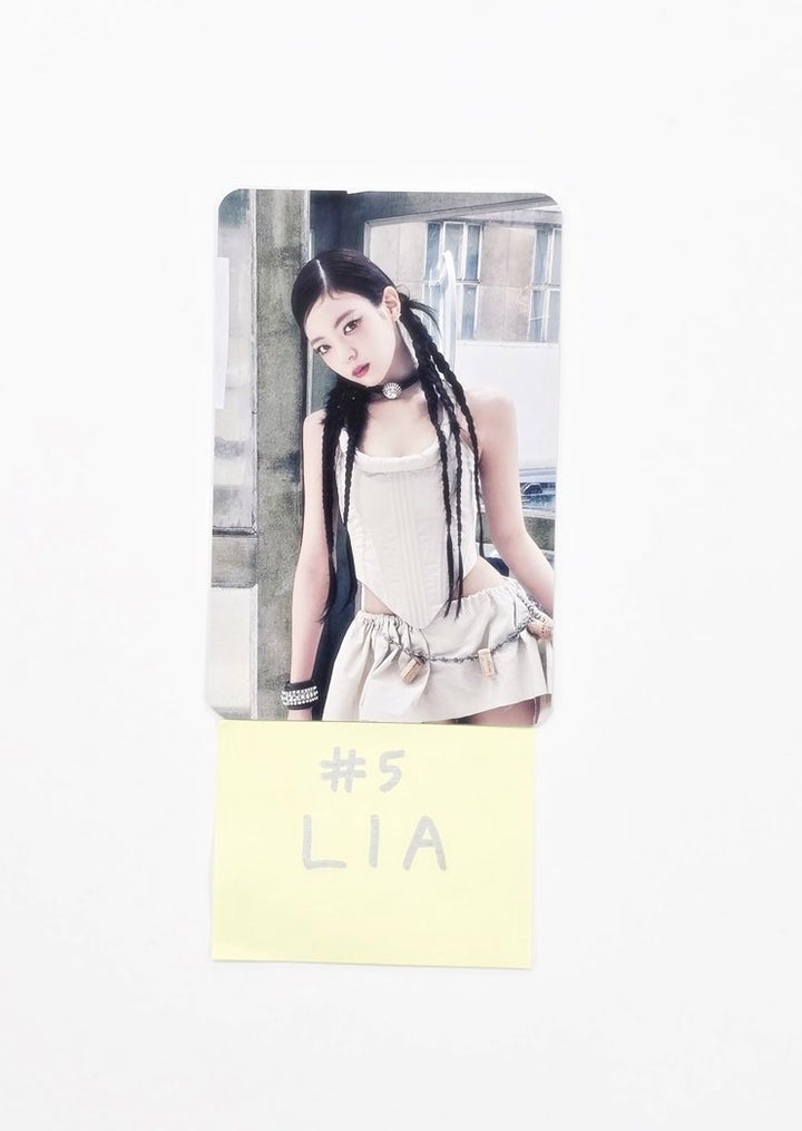 ITZY - "TUNNEL VISION" POP-UP Store Trading Photocard [25.11.11]