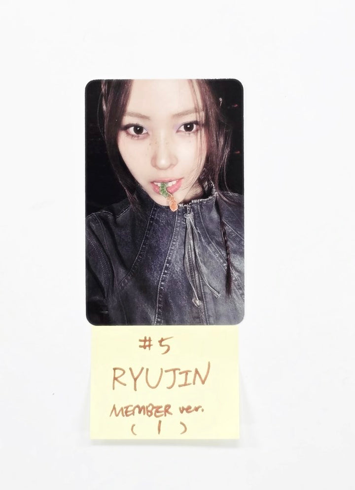 ITZY "TUNNEL VISION" - Official Photocard (Member Ver.) [25.11.13]