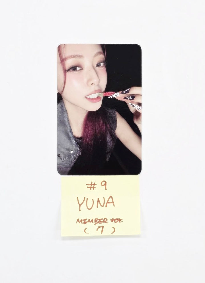 ITZY "TUNNEL VISION" - Official Photocard (Member Ver.) [25.11.13]