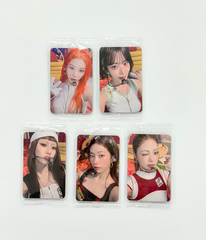 Le Sserafim "SPAGHETTI" - Ktown4U M2 Special Gift Event Photocard (Compact Ver.) [25.11.17]
