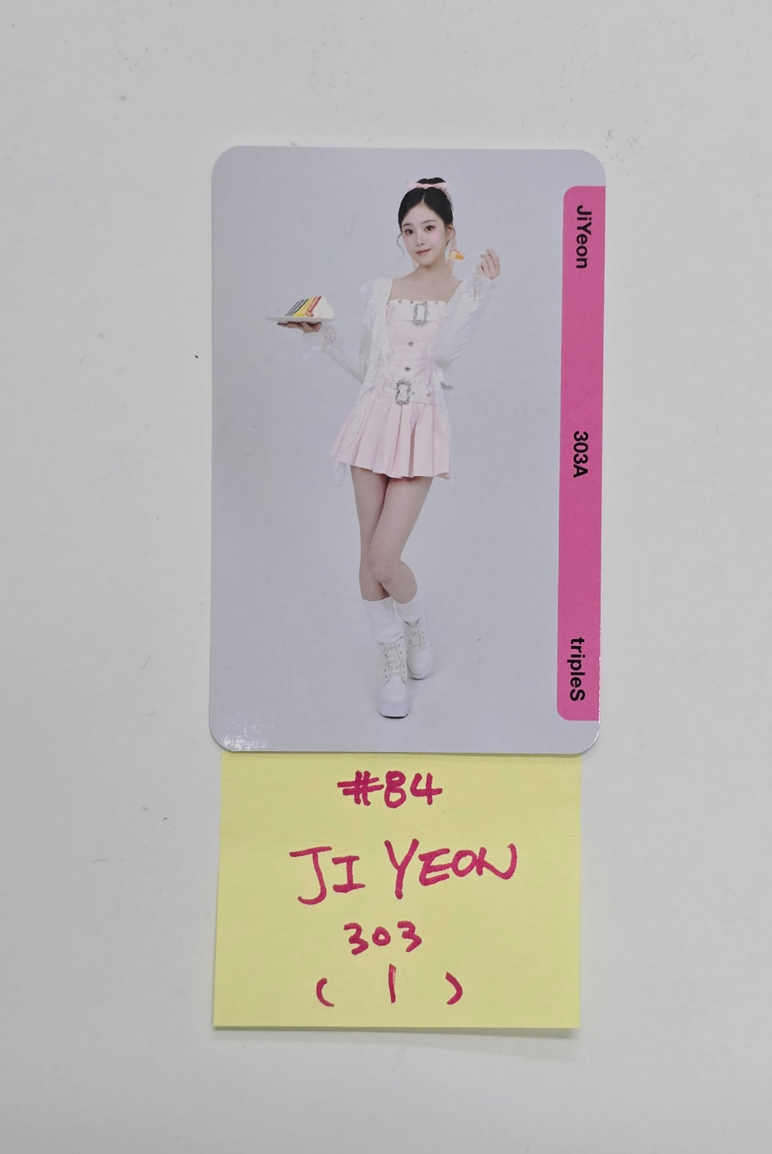 TripleS MSNZ - Binary02 Double Class Objekt Photocard (303A, 304A, 305A, 306A) (4) [25.11.24][Rectocked04/06]