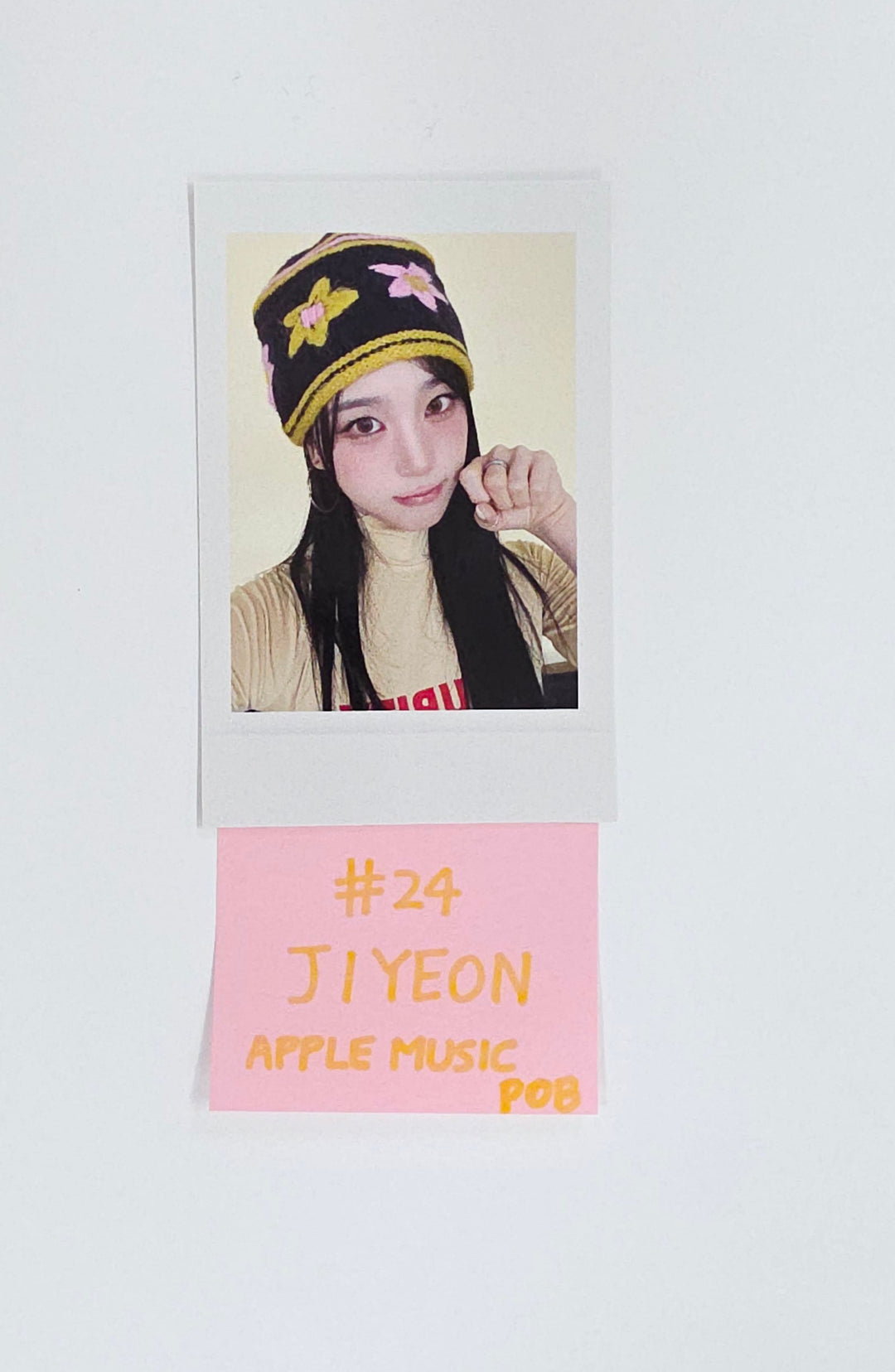 Triples_msnz "Beyond Beauty" - Apple Music Pre-Order Benefit Polaroid type Photocard [25.11.28]