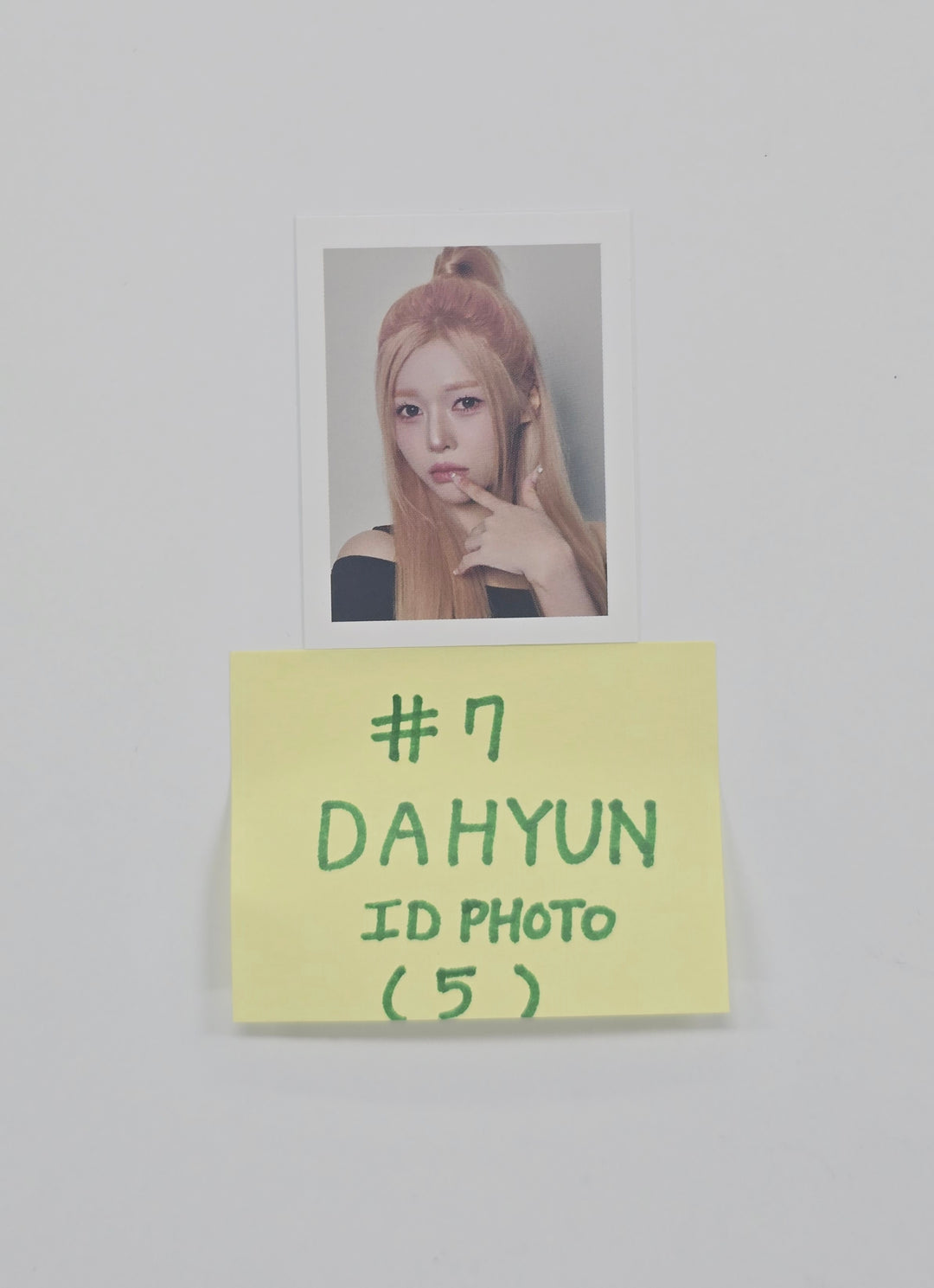 Triples_msnz "Beyond Beauty" - Official Unit Polaroid, ID Photo, Visual Card (Neptune, Zenith Ver.) [25.12.03]