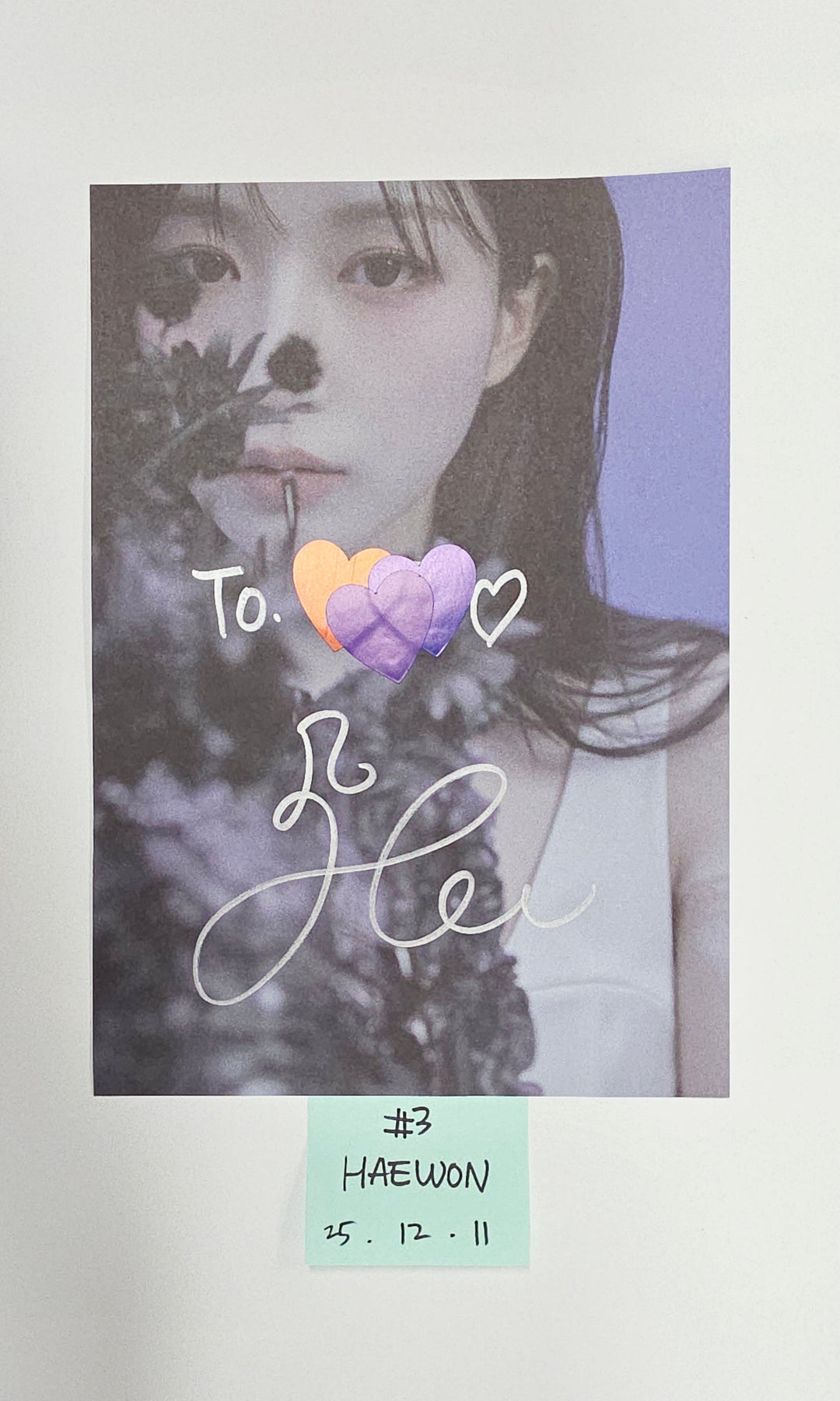 NMIXX "Blue Valentine" - A Cut Page From Fansign Event Album [25.12.11]