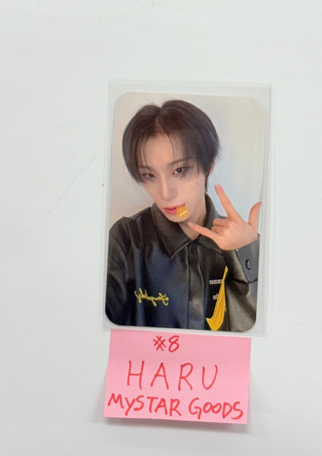 XLOV "UXLXVE" - My Star Goods Fansign Event Photocard R2 [25.12.12]