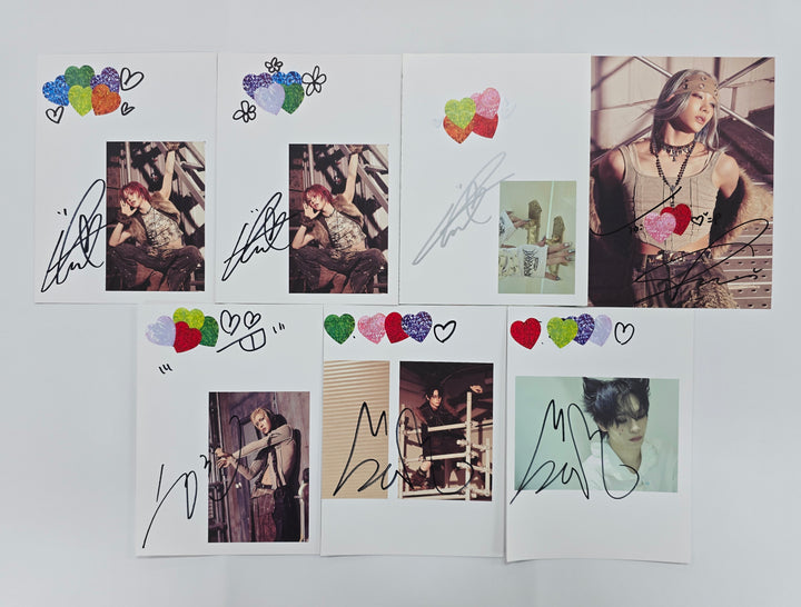 XLOV "UXLXVE" - A Cut Page From Fansign Event Album [25.12.15]