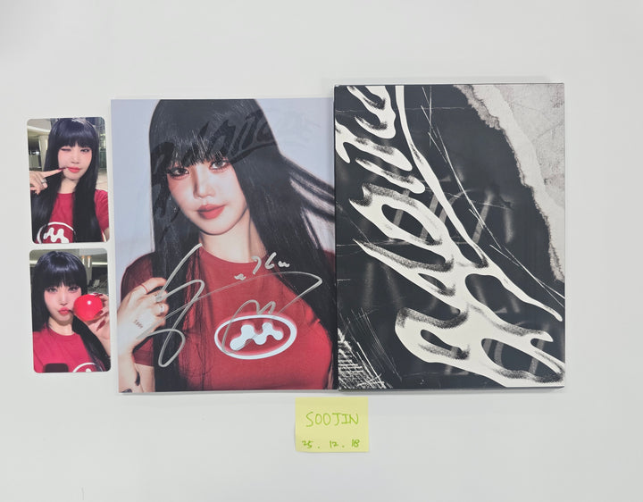 SOOJIN "BADITUDE " - Hand Autograhped(Signed) Album [25.12.18]