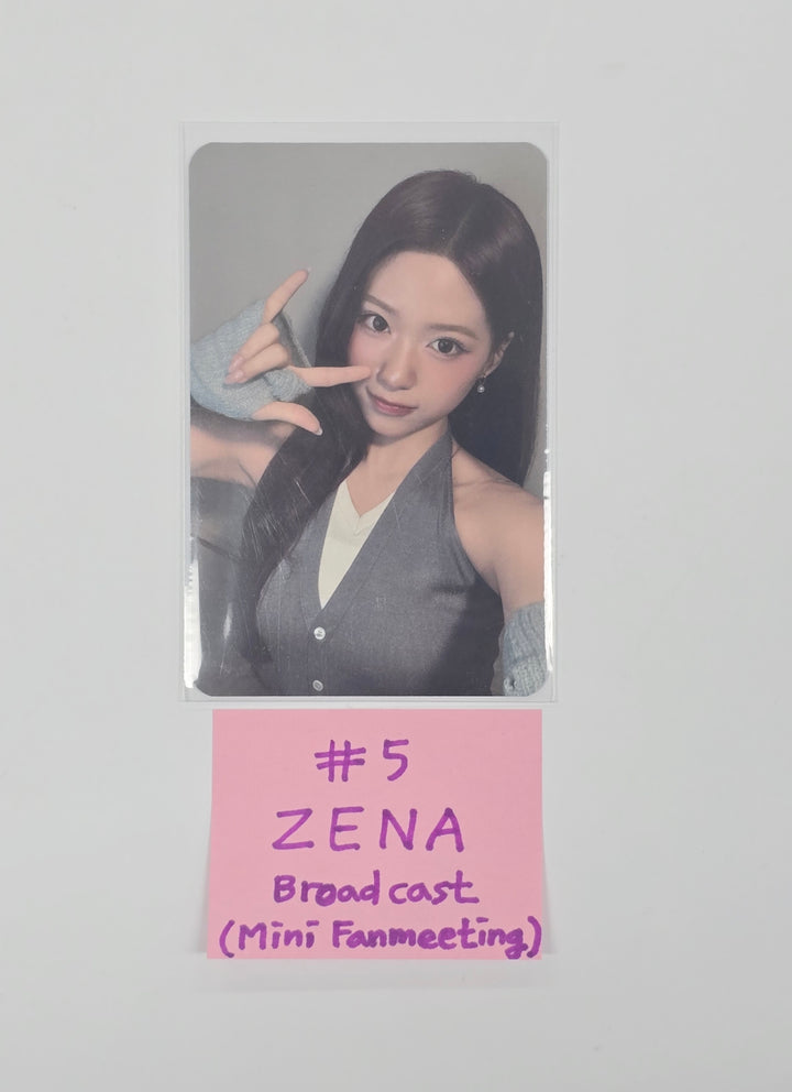 RESCENE "Lip bomb" - Broadcast Mini Fanmeeting Photocard [25.12.26]