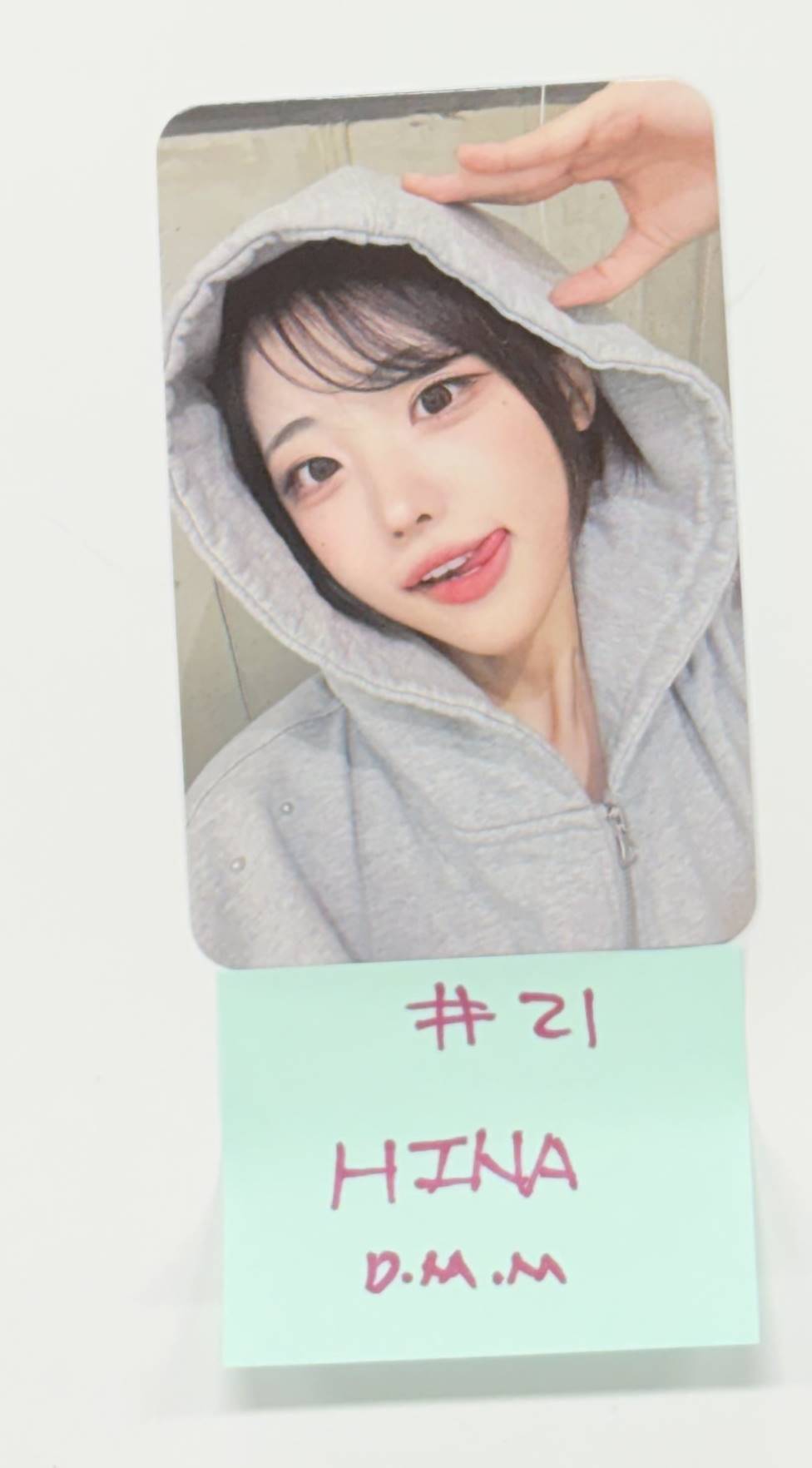 QWER - Dear My Muse Event Photocard (2) [25.12.30]
