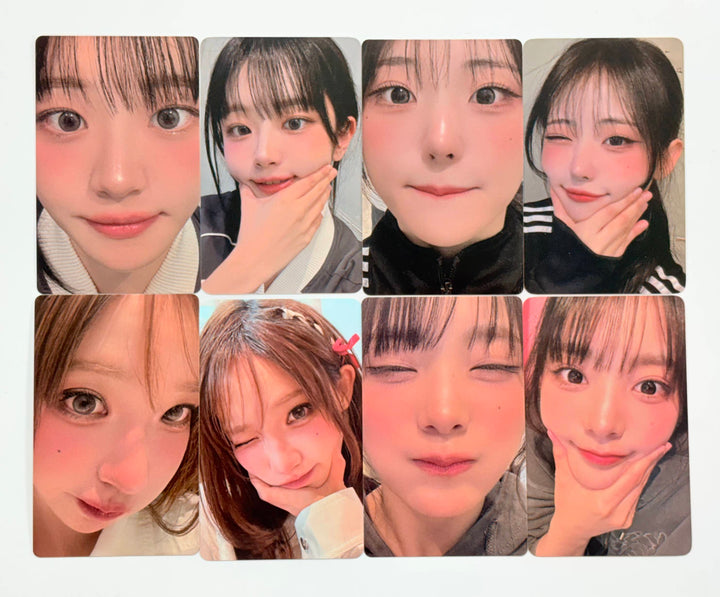 QWER - Weverse Shop Event Photocard [25.12.30]