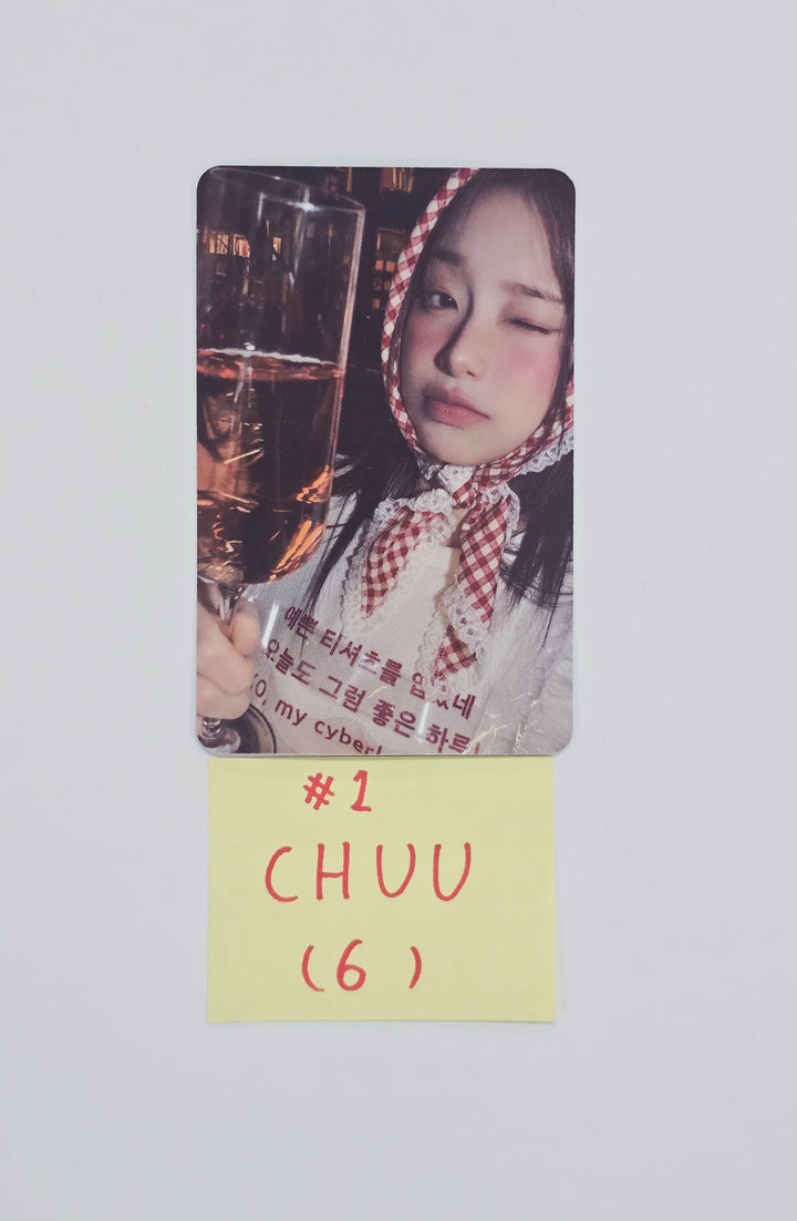 Chuu The First Album "XO, My Cyberlove" - Official Trading Photocard [26.01.08]