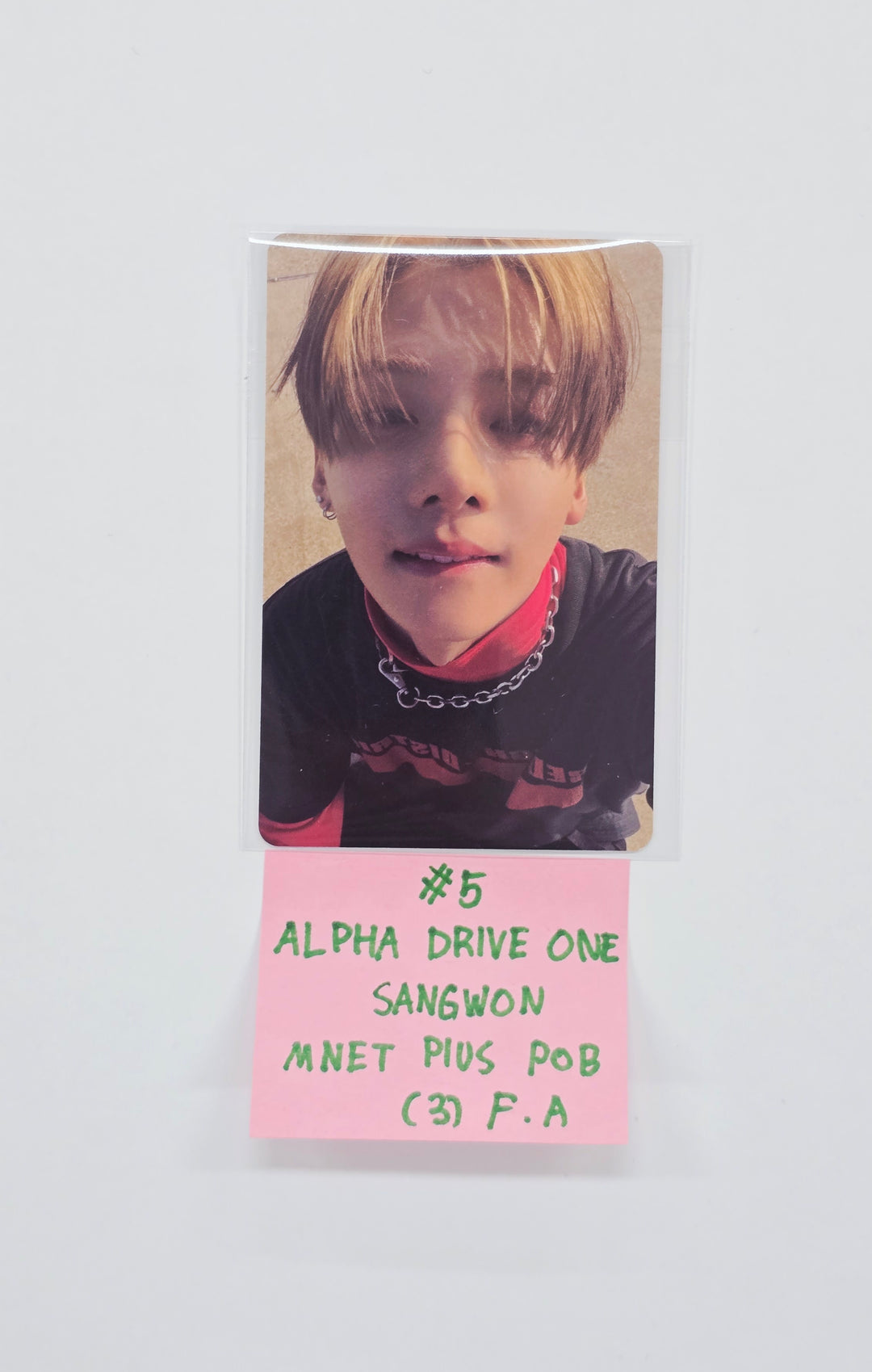 ALPHA DRIVE ONE "EUPHORIA" - Mnet Plus Pre-Order Benefit Photocard (Freak Alarm ver.) [26.01.15]