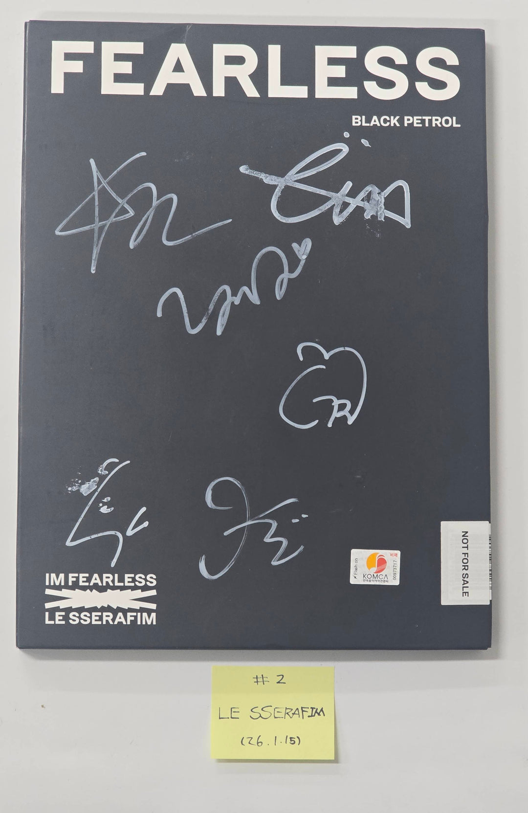 LE SSERAFIM "UNFORGIVEN &amp; FEARLESS" - Hand Autographed(Signed) Promo Album [26.1.15]