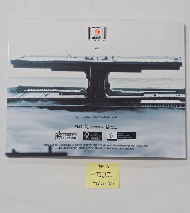 ITZY "BORN TO BE", YEJI "AIR" - Hand Autographed(Signed) Promo Album [26.1.15]