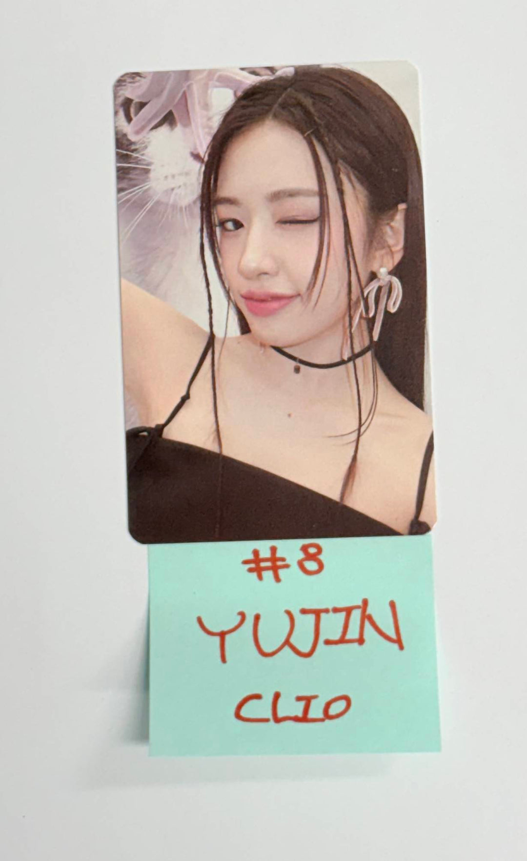 YUJIN (Of IVE) - Clio Event Photocard [26.1.16]